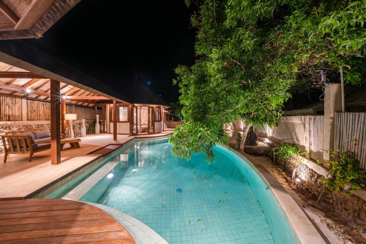 Blue Lagoon Avia Villas Lembongan Exterior foto